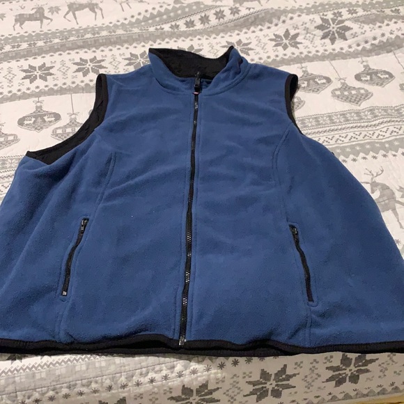 Men’s reversible fleece/nylon vest - Picture 1 of 10
